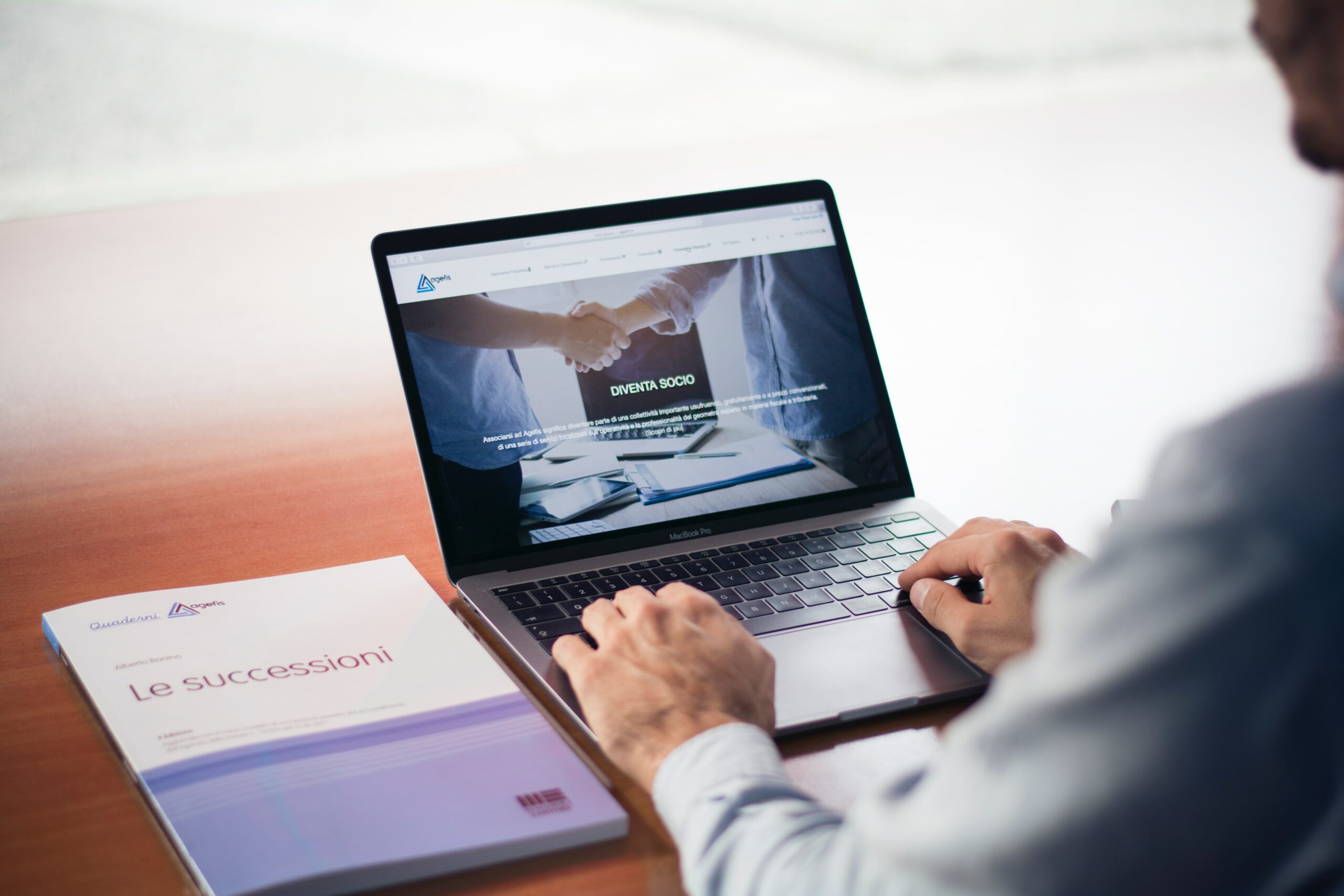 Using a WordPress Domain Name to Dominate Your Online Presence 1 WordPress Domain Name